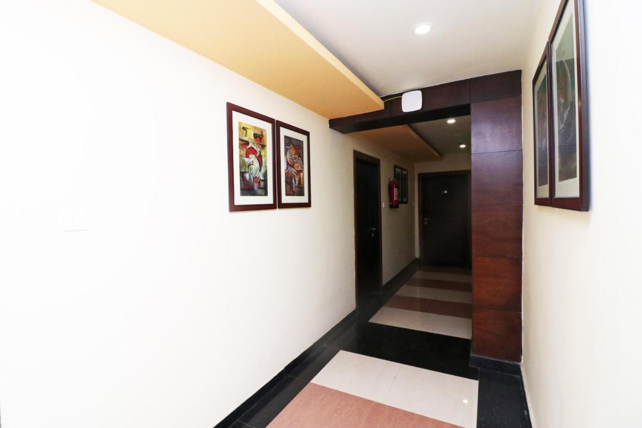 Capital O 40848 Hotel Mirabel Kupand Ngoại thất bức ảnh